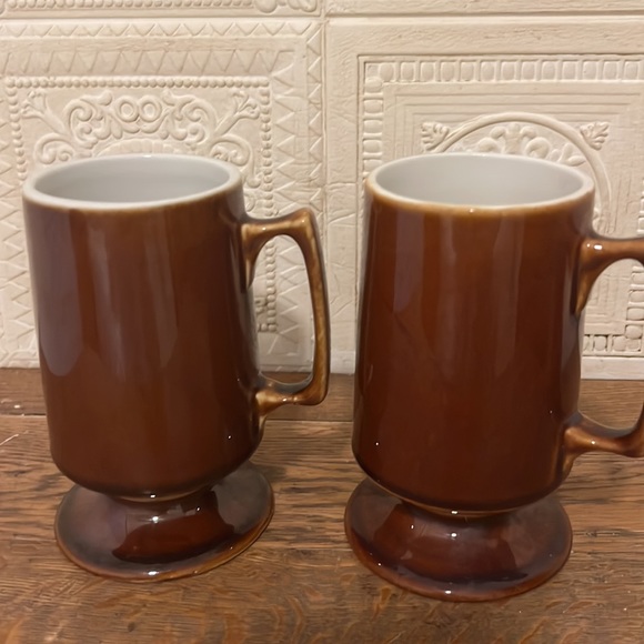 Vintage Hall Mugs Chocolate Brown Irish Coffee. Set of 2 - Picture 2 of 10